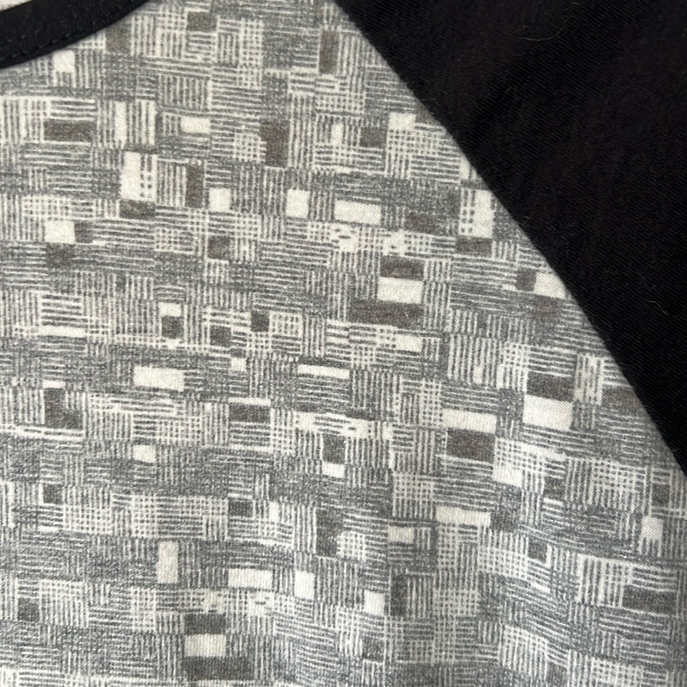 🛍 2/$15 Lularoe Randy - Picture 2 of 5